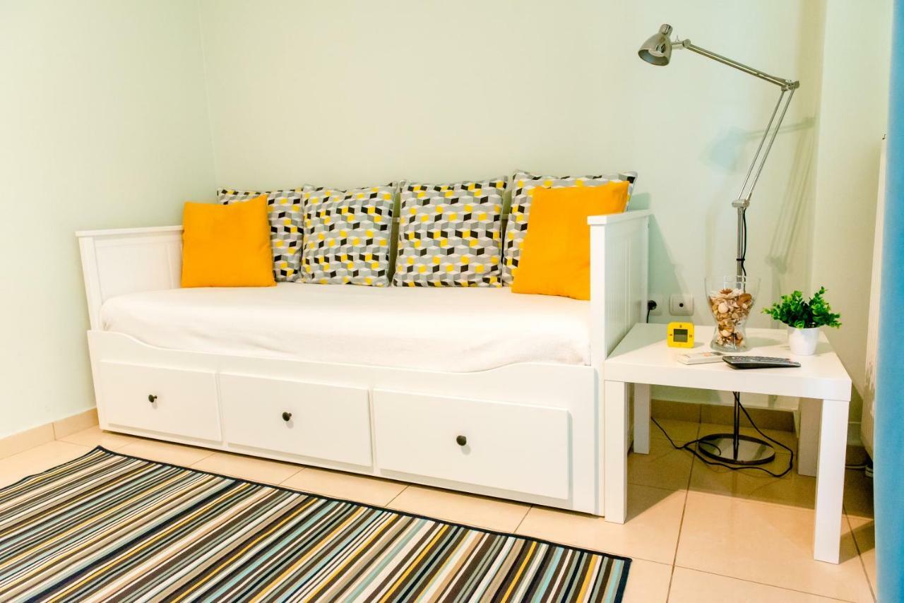 Aegean Studio By The Sea Apartment Peraia  Bagian luar foto